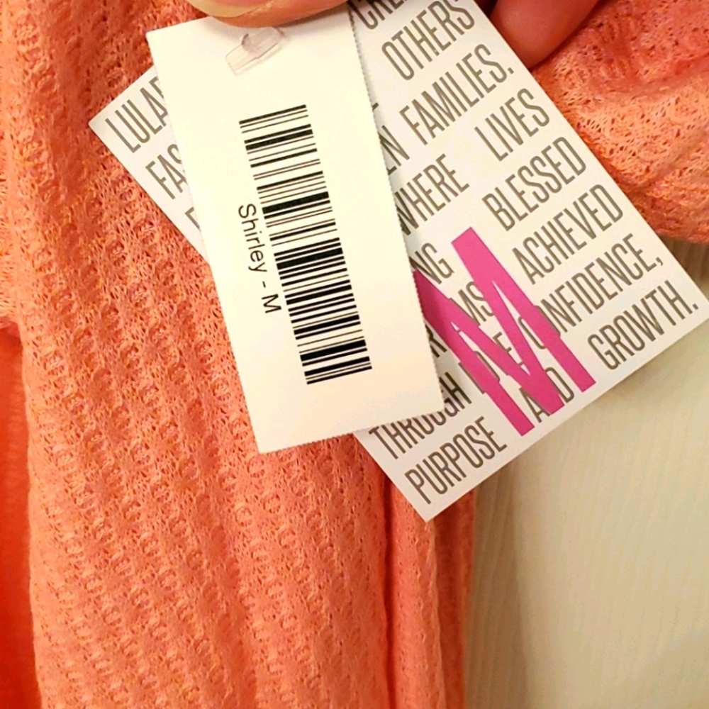 NWT Lularoe Peach Knit Shirley - Medium - Picture 3 of 4